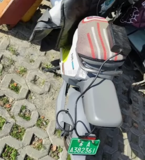 出辆九号电动车c30．续航25到30左右铝...