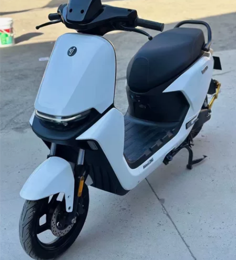 拿下九号m85c手续齐全，准新车一台，车况...