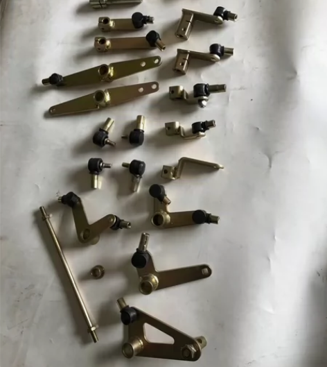 宗申原厂家摩托车三轮车小件，易损件，定制摩...