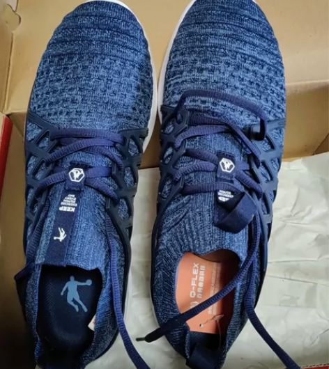 乔丹男鞋 42.5码全新 整理闲置,有需要...