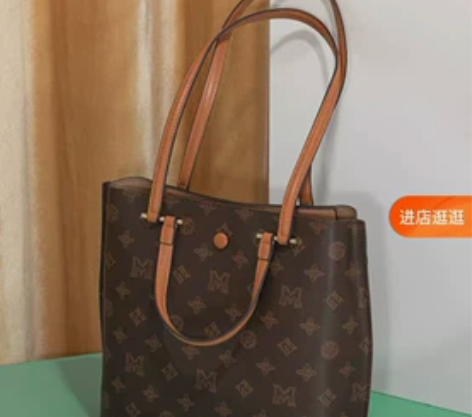 稻草人 女包2021新款时尚潮高级感印花托...