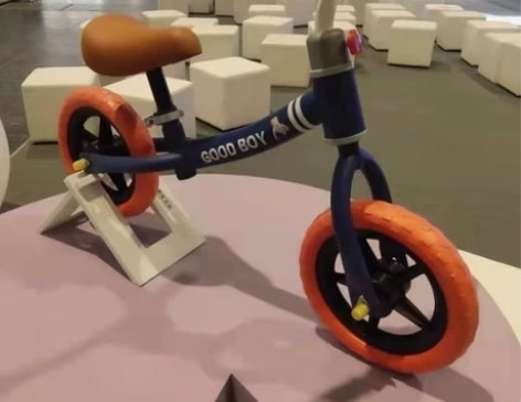 母婴店倒闭,处理15个儿童平衡车溜溜车无脚...