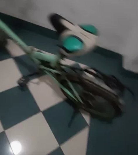 自行车送抗暴力车锁，能骑，定义为伊拉克成色...