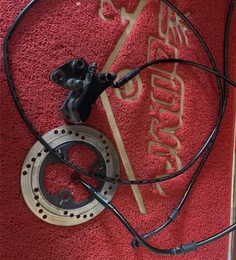 低价出小牛u2原装前碟盘+左右平叉+后回弹...