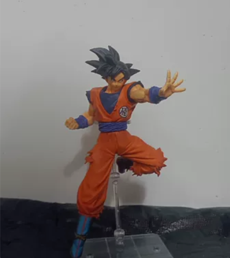 七龙珠 孙悟空手办 感兴趣的话点“我想要”...