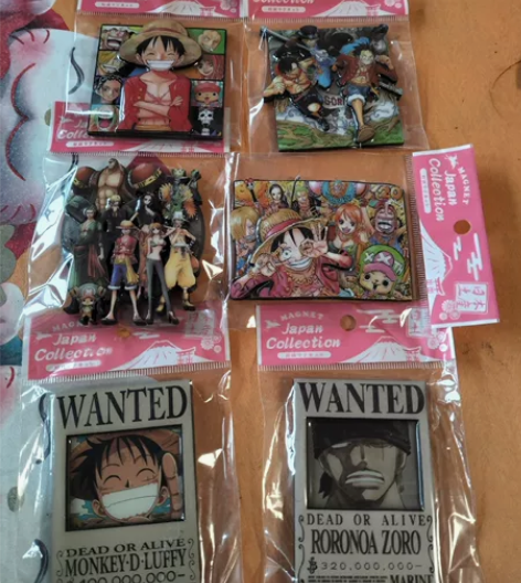 海贼王悬赏令冰箱贴 ！路飞海贼王通缉令手办...