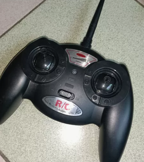 富斯一代协议遥控器，兼容富斯小固定翼，二手...