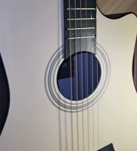 吉他市区自提80 感兴趣的话点“我想要”和...