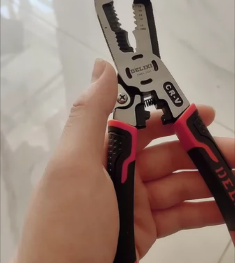 德力西多功能电工钳  9 合1升级款 高硬...