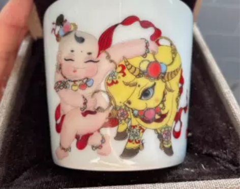 景德镇陶瓷手绘单杯 感兴趣的话点“我想要”...