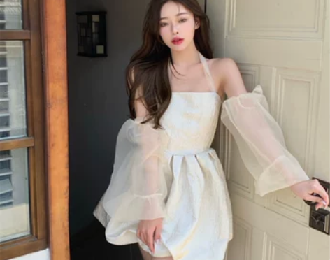 在逃公主连衣裙性感优雅气质仙女一字领露肩蓬...