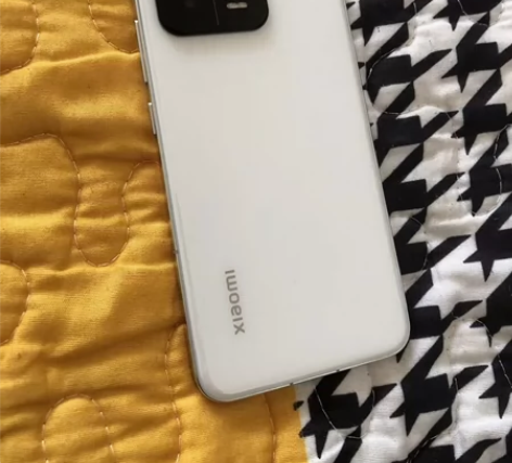 小米13 白色12+256G国行，成色自己...