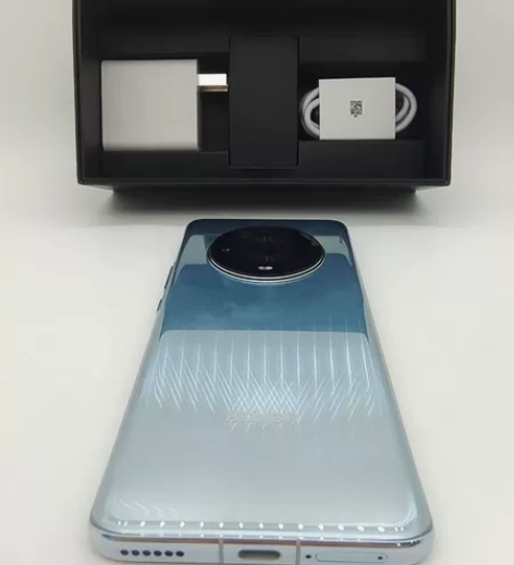 荣耀Magic4（8528330571）青...