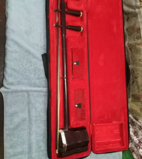 乐器，二胡，中国苏州，几乎全新无裂损。品如...