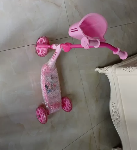 迪士尼三轮滑板车米妮图案，只适合2-4岁的...