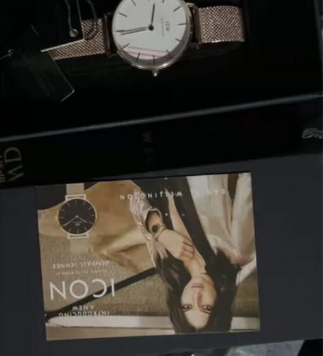 DW情侣时装手表，配盒 感兴趣的话点“我想要”和我私聊吧～...