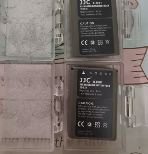 奥林巴斯副厂BLN1电池两块，JJC品牌。...