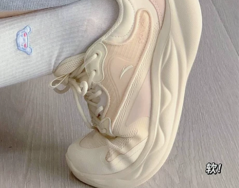 安踏绵绵弹2运动鞋女鞋夏季新款网面透气跳绳...