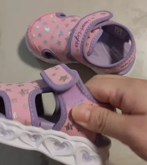 斯凯皮童鞋，全新没穿，外长17cm左右，7...