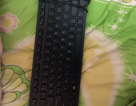 dell键盘，不想要了，自己又买了个罗技键...