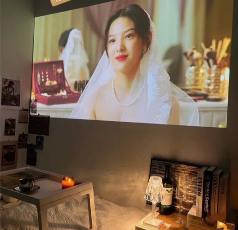 超清护眼2023新款超高清投影仪家用卧室投...