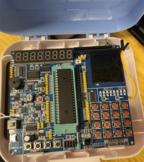 51单片机开发板 红外循迹 蓝牙模块 杜邦...