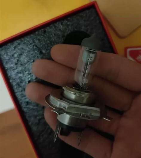 贝纳利红宝龙150原厂大灯嘎嘎好使 感兴趣...