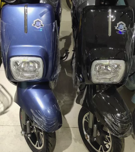 杰宝大王电动车 蓝精灵国标新国标车，48v...