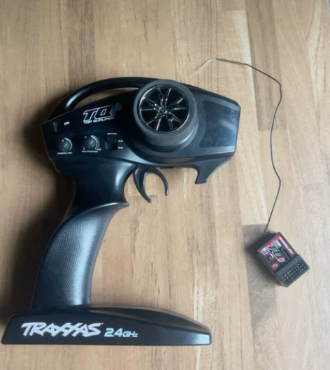 udr拆车遥控，含陀螺仪，100到付，不降...