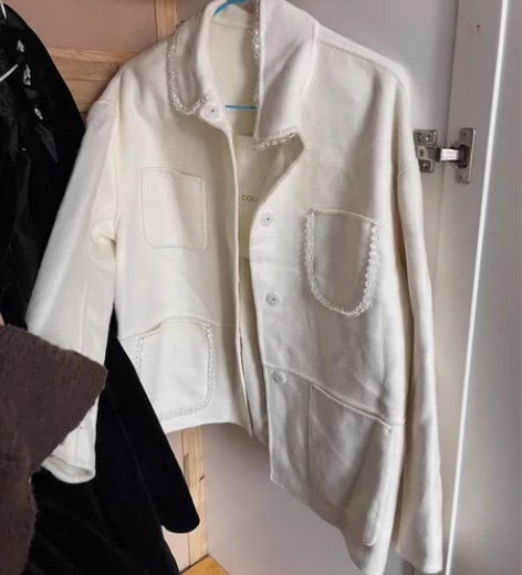 设计感外套，秋冬外套内搭裙子清衣柜， 是y...