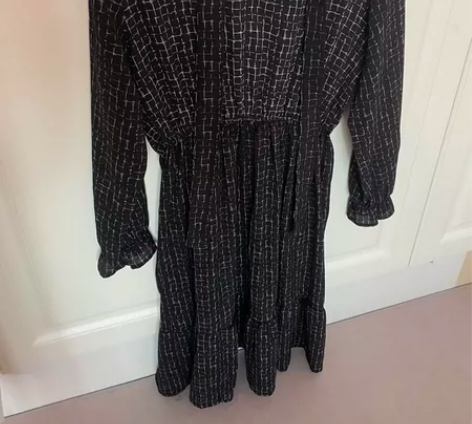 连衣裙，适合110斤内穿，实体店购入，99...