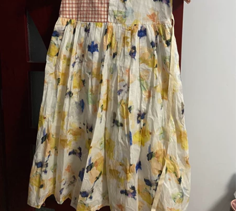 费祎 碎花长裙 田园风 s码 胸围100....