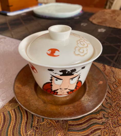 草木灰釉景德镇陶瓷手绘钟馗小号盖碗 约12...