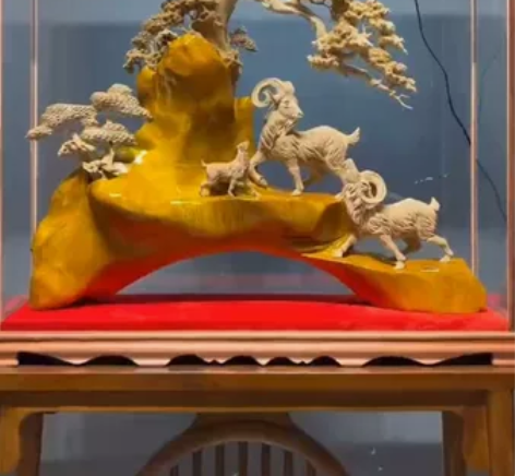 小叶金丝楠木精雕，三羊开泰，大师设计，材质...