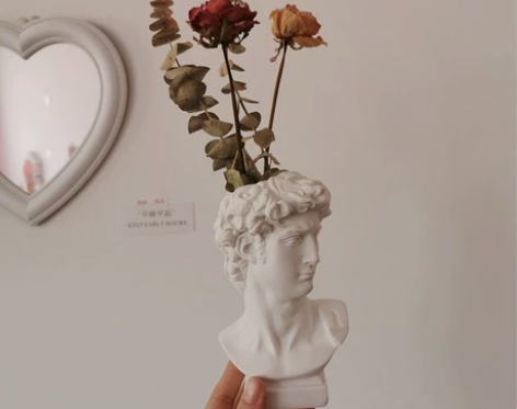 ins风大卫花瓶笔筒雕像摆件学生文艺仿石膏...