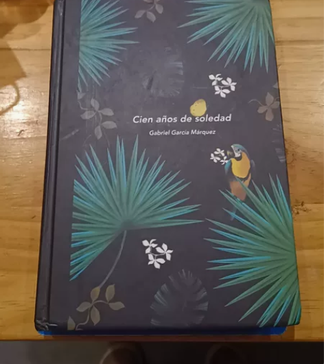 新书新书。书名，百年孤独。。加西亚，马尔克...