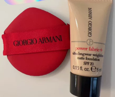 阿玛尼5ml权力粉底液防晒小样 [右]买正...