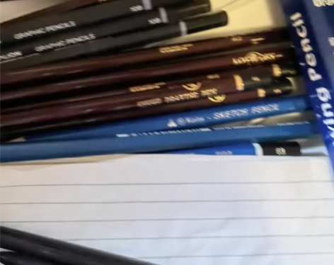 美术统考素描铅笔，老人头马利雄狮 统考完了...