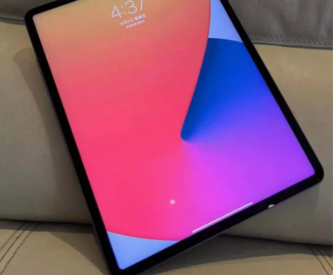 带笔和键盘出iPad2021pro256g...