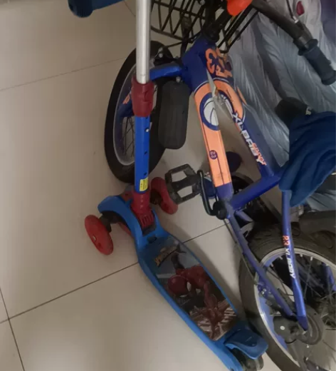 滑板孩子大了，不怎么玩，穆斯林商贸城购入，...