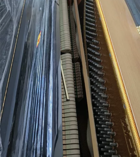 海曼钢琴型号118,9成新,5200元包邮...