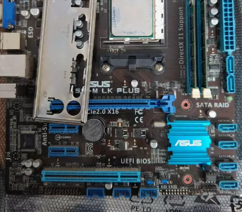 华硕F2A55-M主板+x4-740处理器...