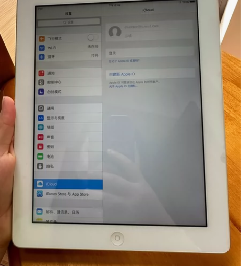 iPad 第三代 A1416 32G内存，...