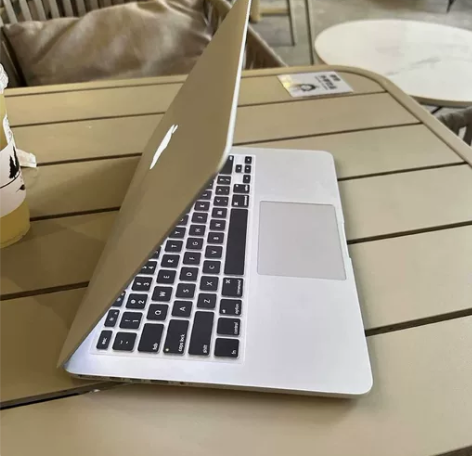 转让女生自用i9顶配16寸笔记本电脑苹果#...