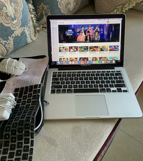 过完年电脑用不上了,自用i9顶配16寸笔记...