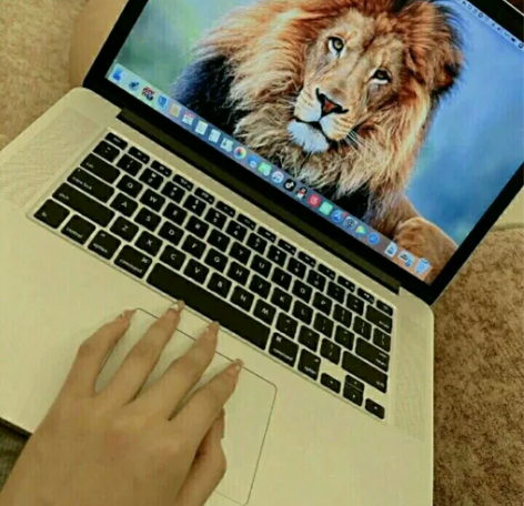 21年女生自用i9顶配16寸笔记本电脑苹果...