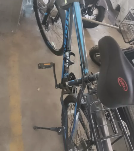 凤凰21速自行车 9成新轮胎无磨损 变速器...