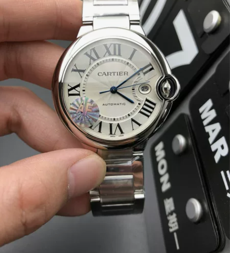 自己的卡地亚蓝气球山度士男表，男士全自动机...