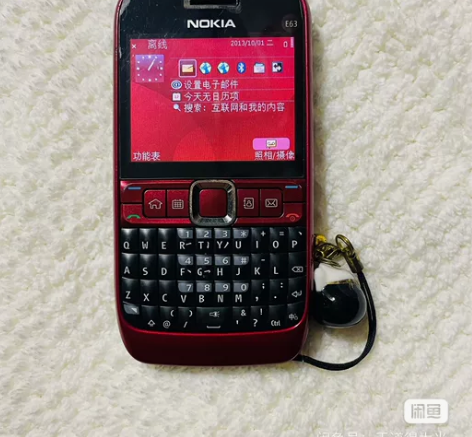 诺基亚E63经典手机 外观非常好颜色特别独...