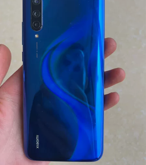 出一个小米cc9 6+128的 成色自...